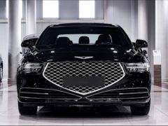 Photo of the vehicle Genesis G90