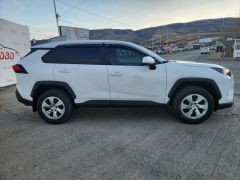 Photo of the vehicle Toyota RAV4