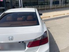 Сүрөт унаа Honda Accord