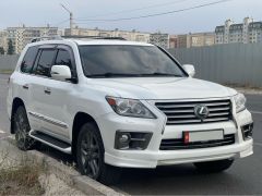 Photo of the vehicle Lexus LX