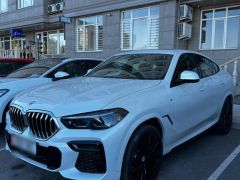 Photo of the vehicle BMW X6