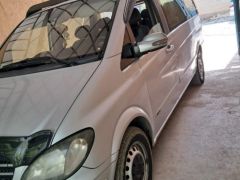 Сүрөт унаа Mercedes-Benz Viano