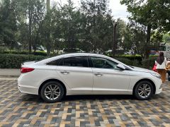 Photo of the vehicle Hyundai Sonata