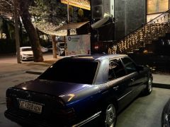 Сүрөт унаа Mercedes-Benz W124