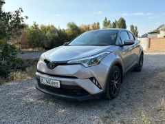 Фото авто Toyota C-HR