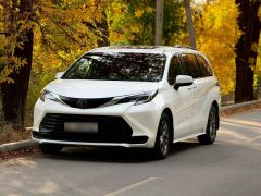 Сүрөт унаа Toyota Sienna