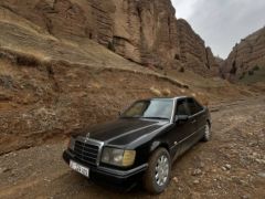 Сүрөт унаа Mercedes-Benz W124