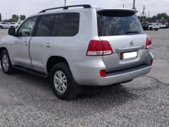 Сүрөт унаа Toyota Land Cruiser