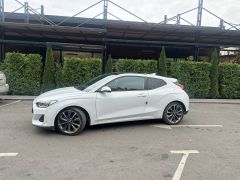 Photo of the vehicle Hyundai Veloster