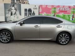 Photo of the vehicle Lexus ES