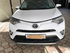 Сүрөт унаа Toyota RAV4