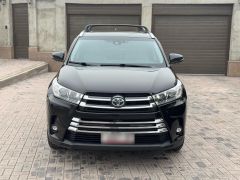 Photo of the vehicle Toyota Highlander