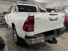 Сүрөт унаа Toyota Hilux