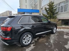 Photo of the vehicle Audi Q7