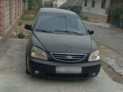 Photo of the vehicle Kia Carens