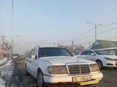 Сүрөт унаа Mercedes-Benz W124