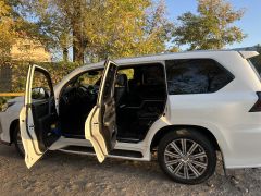 Сүрөт унаа Lexus LX