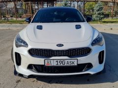 Сүрөт унаа Kia Stinger