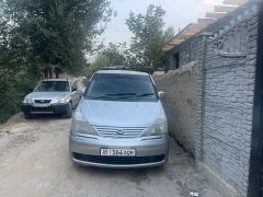 Сүрөт унаа Nissan Serena