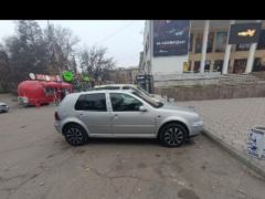 Photo of the vehicle Volkswagen Golf