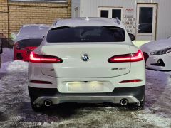 Photo of the vehicle BMW X4