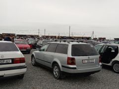 Photo of the vehicle Volkswagen Passat