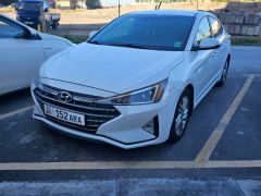 Сүрөт унаа Hyundai Elantra