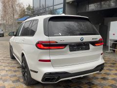 Фото авто BMW X7