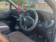 Фото авто Toyota Harrier