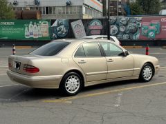 Photo of the vehicle Mercedes-Benz E-Класс