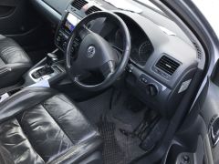 Photo of the vehicle Volkswagen Golf GTI