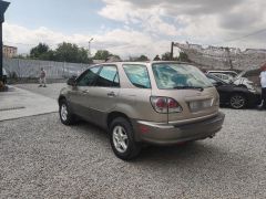 Photo of the vehicle Lexus RX