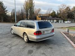 Фото авто Mercedes-Benz E-Класс