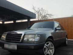 Photo of the vehicle Mercedes-Benz W124