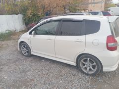 Photo of the vehicle Honda Fit