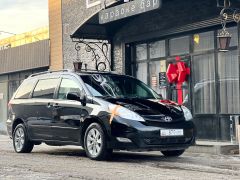 Сүрөт унаа Toyota Sienna