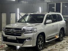 Сүрөт унаа Toyota Land Cruiser