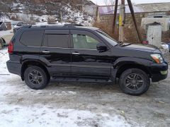 Photo of the vehicle Lexus GX