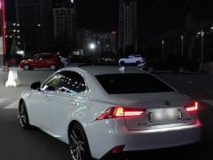 Сүрөт унаа Lexus IS