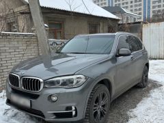 Photo of the vehicle BMW X5