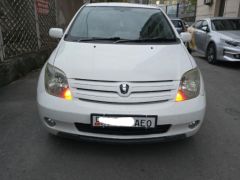 Фото авто Toyota Ist