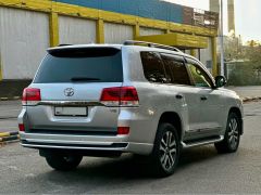 Сүрөт унаа Toyota Land Cruiser