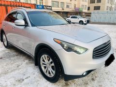 Photo of the vehicle Infiniti FX