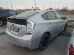 Фото авто Toyota Prius