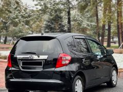 Photo of the vehicle Honda Fit