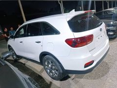 Сүрөт унаа Kia Sorento