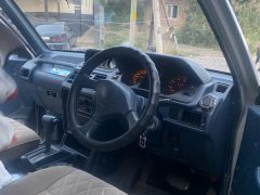 Сүрөт унаа Mitsubishi Pajero