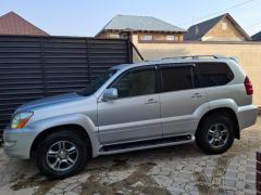 Photo of the vehicle Lexus GX