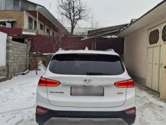 Photo of the vehicle Hyundai Santa Fe