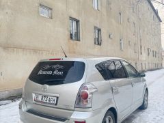 Сүрөт унаа Toyota Corolla Verso